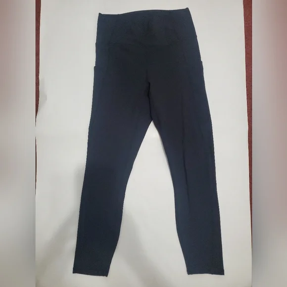 Fabletics Oasis Purelux High Waisted 7/8 Leggings - Picture 2 of 6
